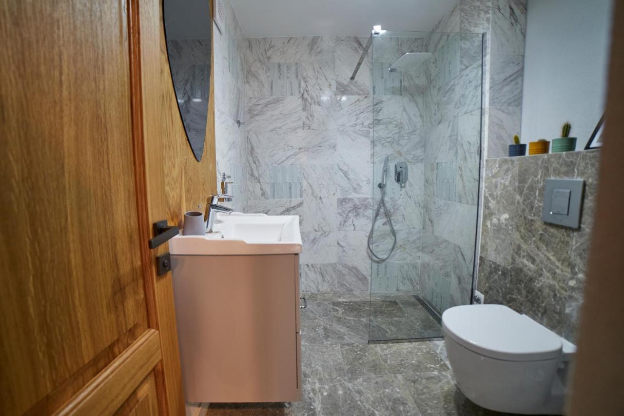 Hotel Casa Piti Braşov Esterno foto