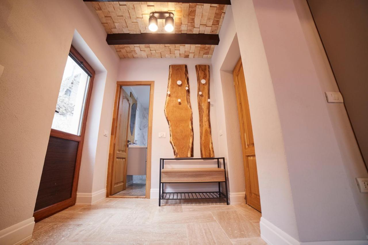 Hotel Casa Piti Braşov Esterno foto