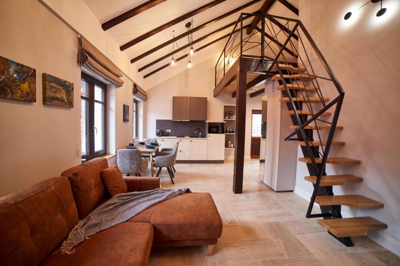 Hotel Casa Piti Braşov Esterno foto