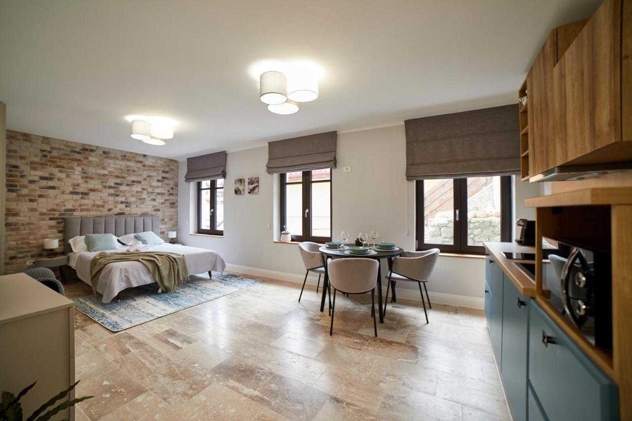 Hotel Casa Piti Braşov Esterno foto
