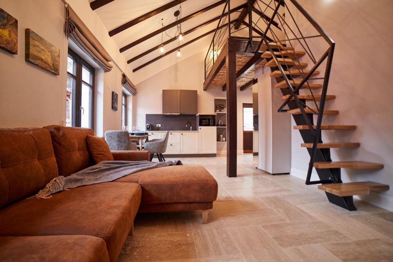 Hotel Casa Piti Braşov Esterno foto