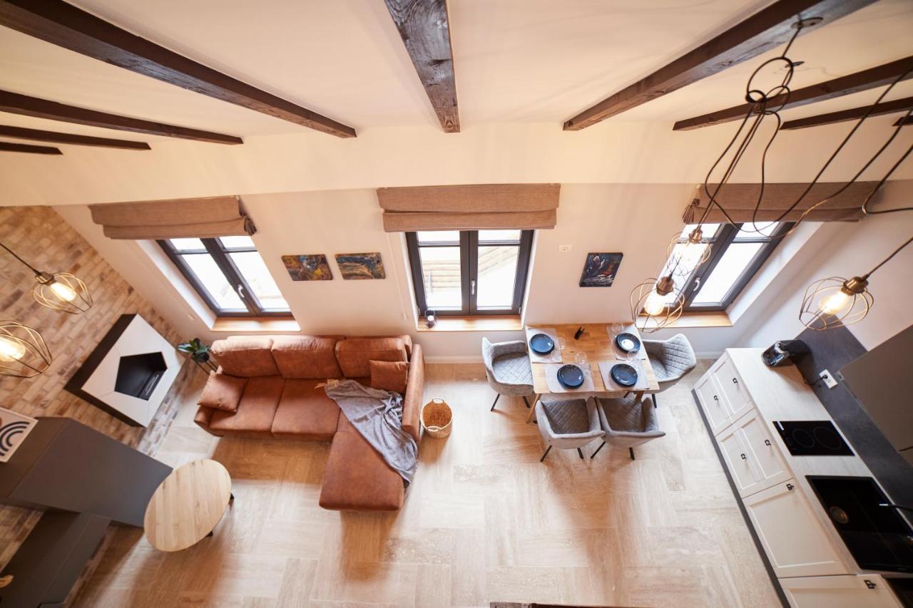 Hotel Casa Piti Braşov Esterno foto