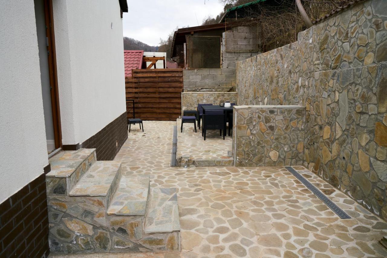Hotel Casa Piti Braşov Esterno foto
